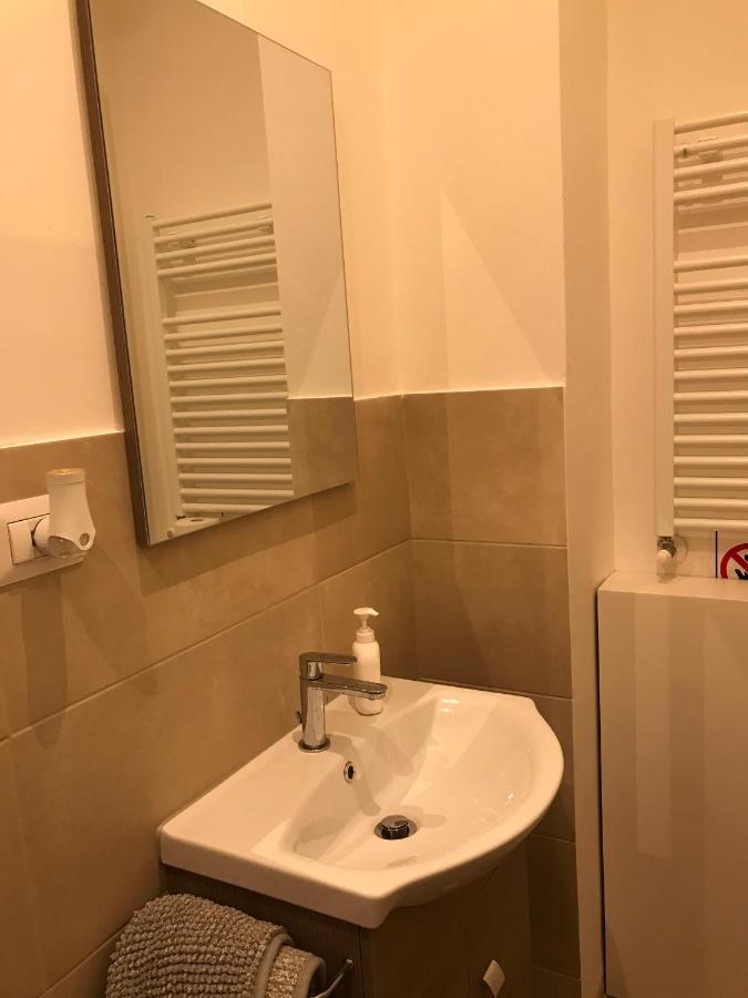 B&B Pellipario Urbino Luaran gambar